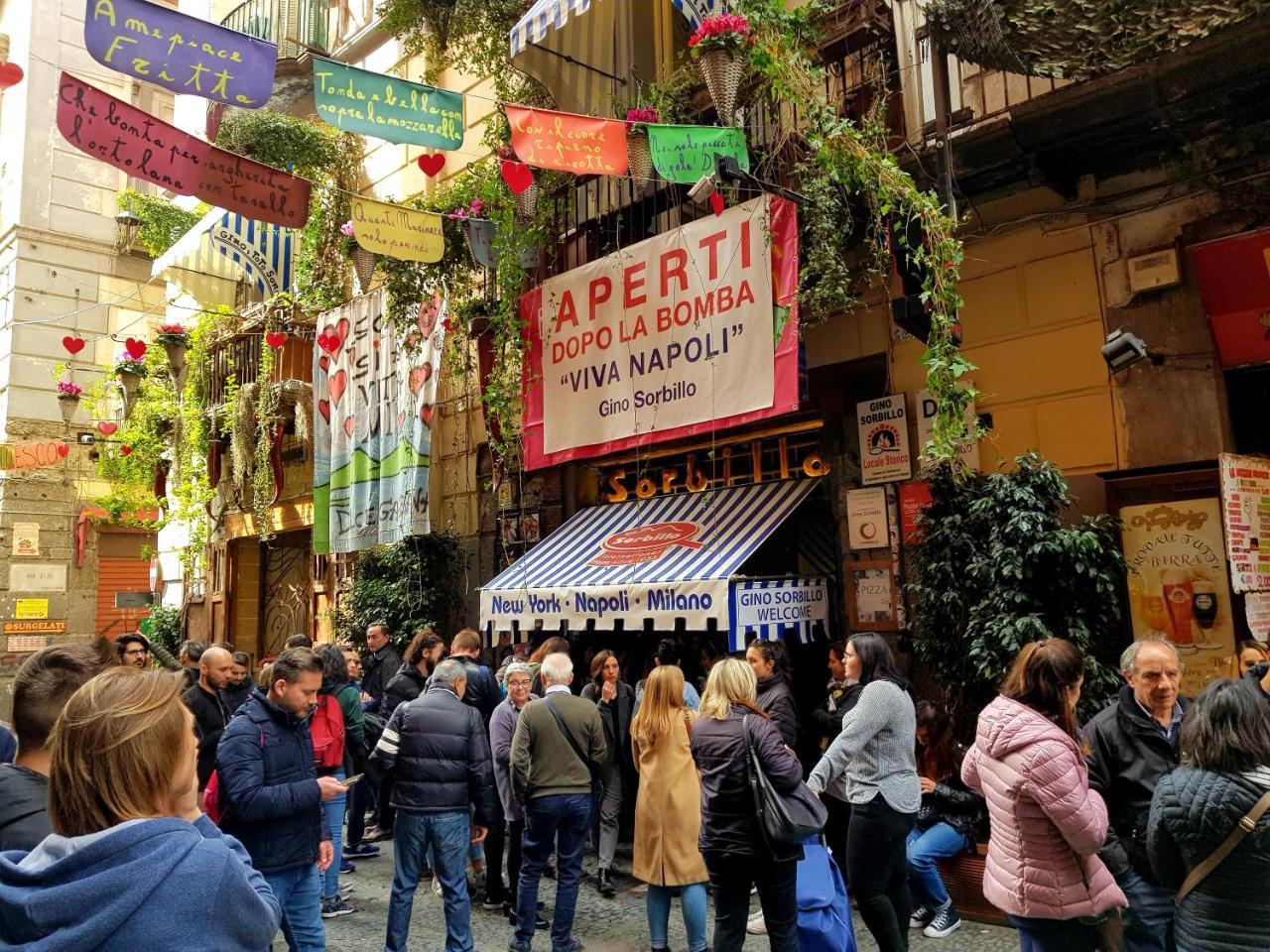 Napoli Central Loft Экстерьер фото